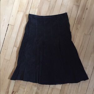 EUC Danier suede pleated skirt